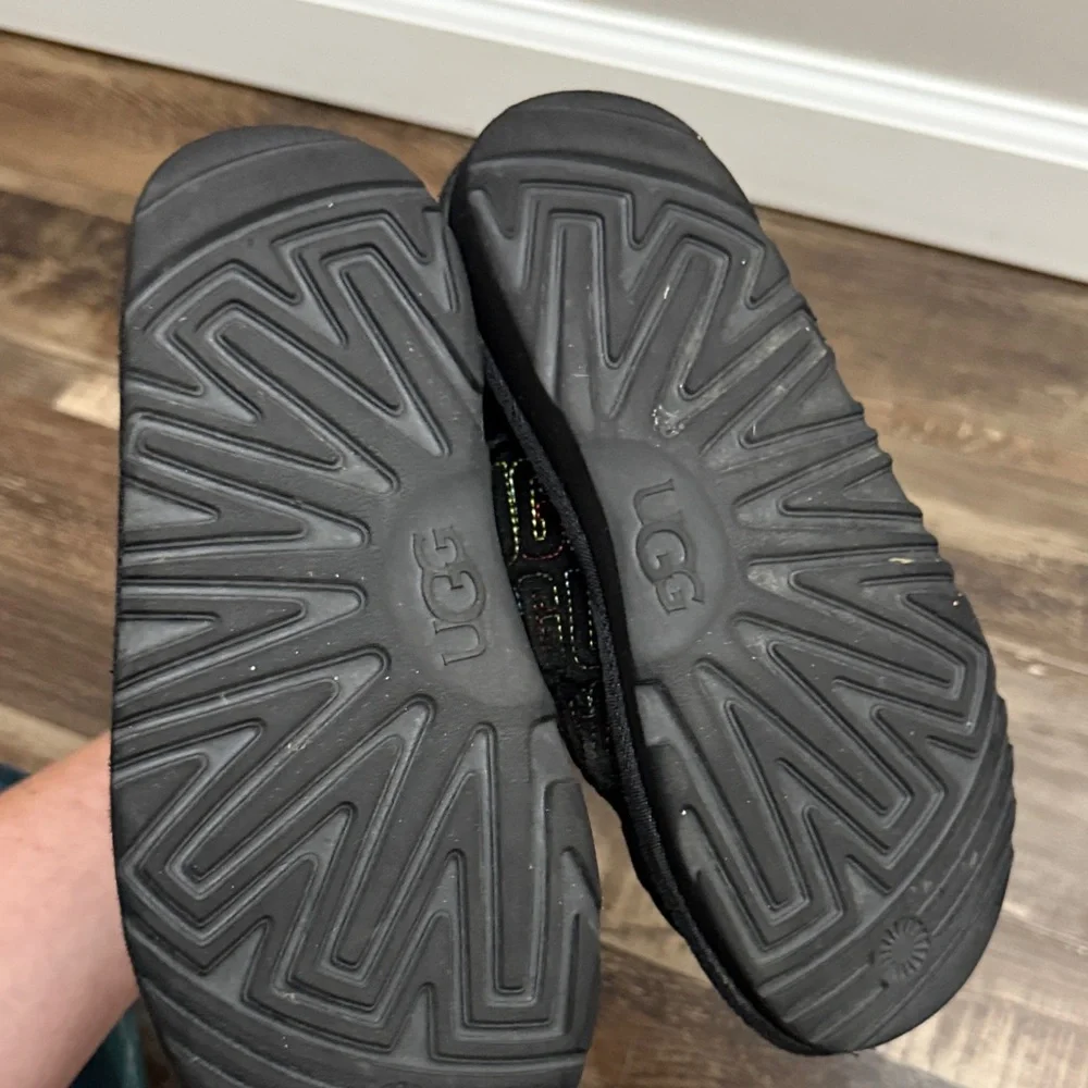 UGG Kids‎ Black Boots with Rainbow Logo